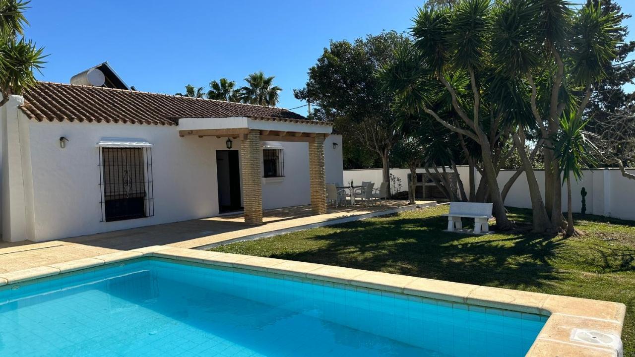 Vivienda Rural Atlantico Sur & Familias Konuk evi Conil De La Frontera Dış mekan fotoğraf